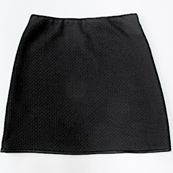 Max Studio Black Woven Stretch Mini Skirt, Size M - Picture 1 of 5